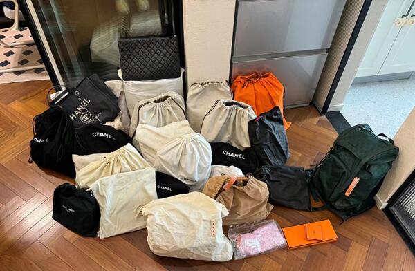 天津市津南回收奢侈品衣服.jpg